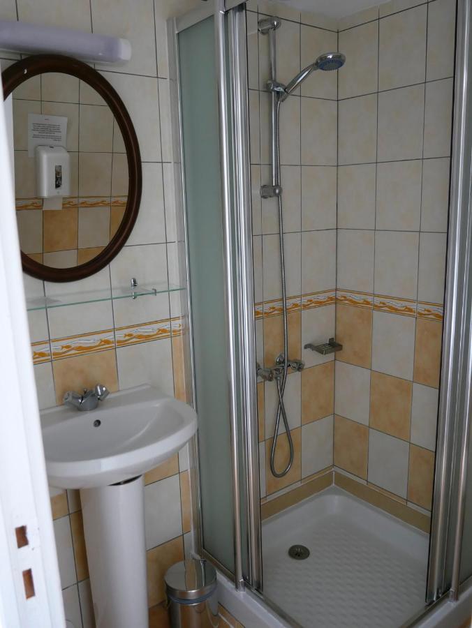 Auberge Trabenia Аскен Екстериор снимка