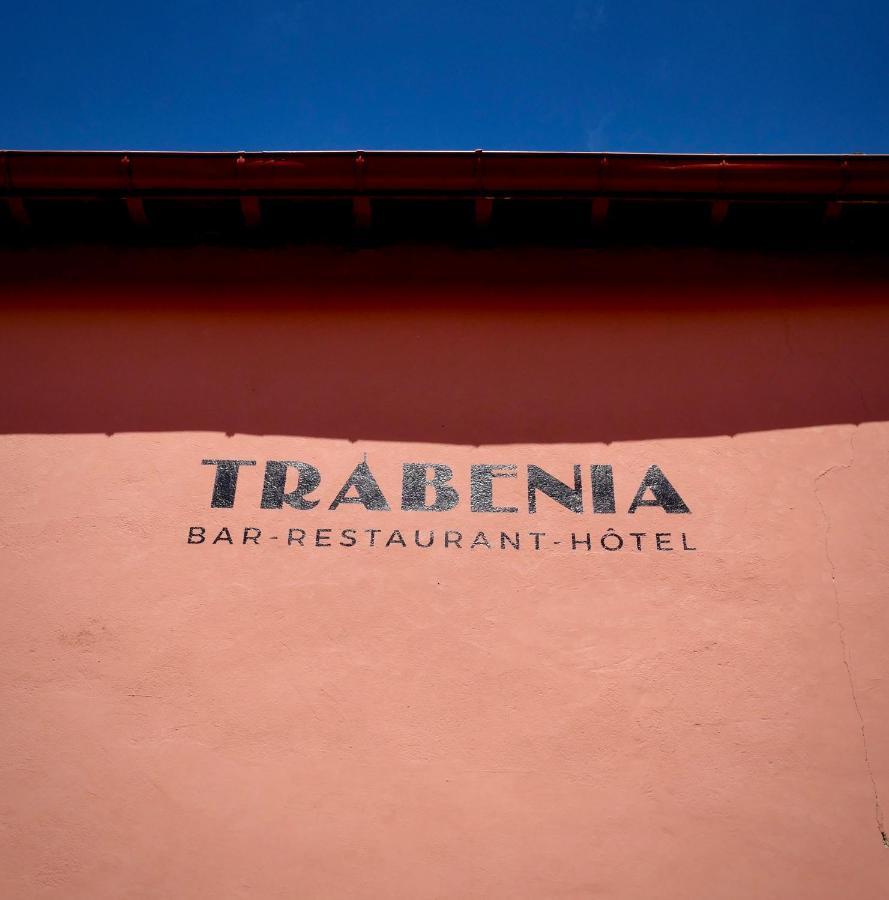 Auberge Trabenia Аскен Екстериор снимка
