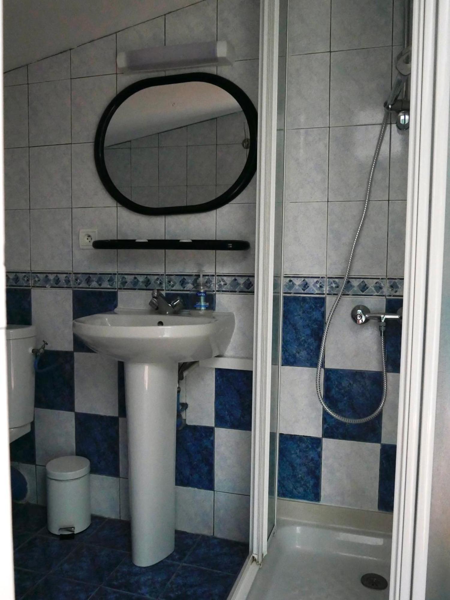 Auberge Trabenia Аскен Стая снимка